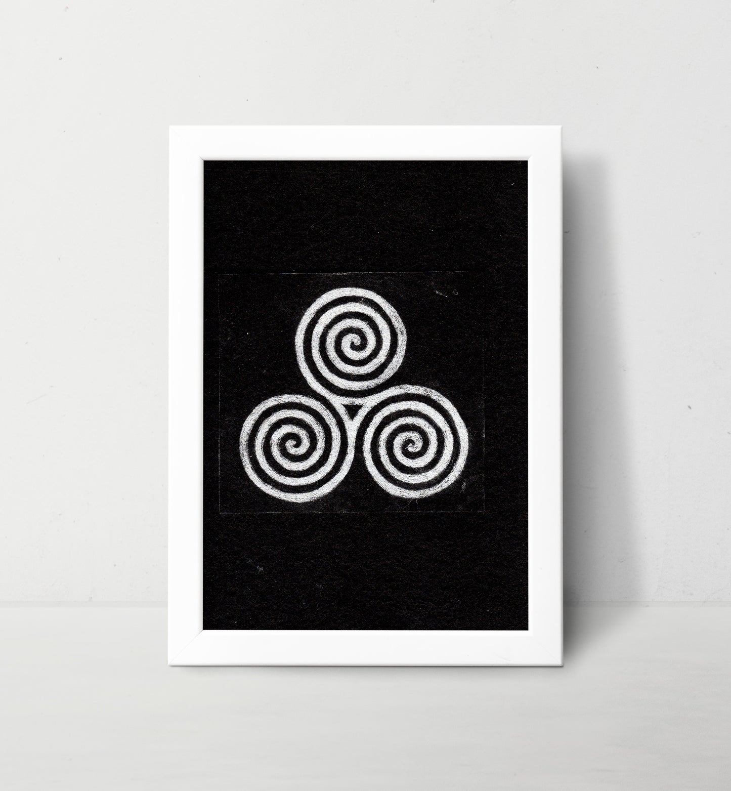 Triskele Detailed silver on black Original